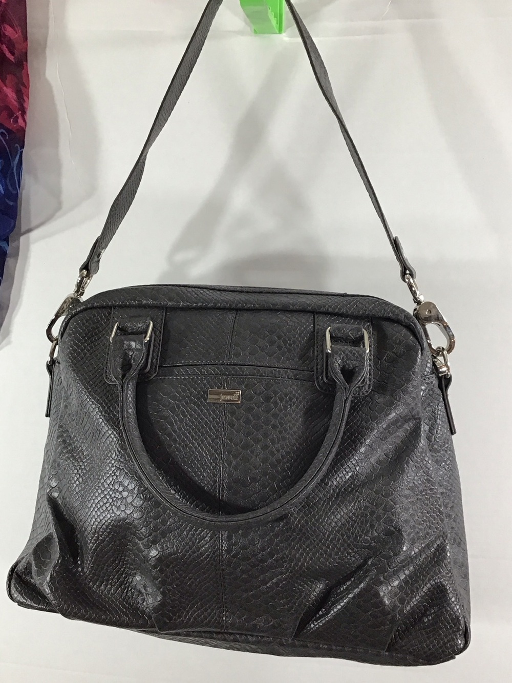 Thirty One Jewel gray faux snakeskin travel tote bag snap in pocket